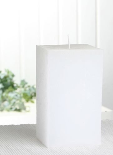 Rustik-Stumpenkerze, viereckig, 12 x 7,5 x 7,5 cm Ø, weiß von CandleCorner Rustik-Kerzen