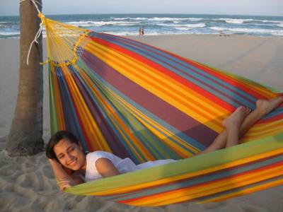 Vida paraiso especial - Family hammock with macrame fringe von MacaMex