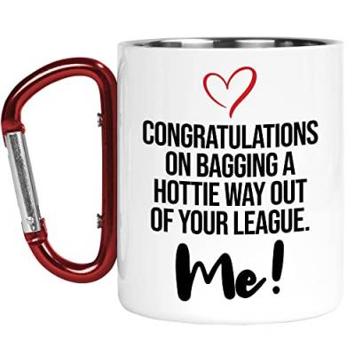 Karabiner Tasse | Camper Cup | Thermobecher | Congrats on Bagging A Hottie Out of Your League | Lustiger Naturliebhaber Outdoor Walking | CMBH216 von Tongue in Peach