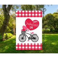 Happy Valentine Es Day Fahrrad Garten Flagge, Valentinstag Dekor, Herzen, Niedlich, Outdoor, Fahrrad von WoodridgeCreek