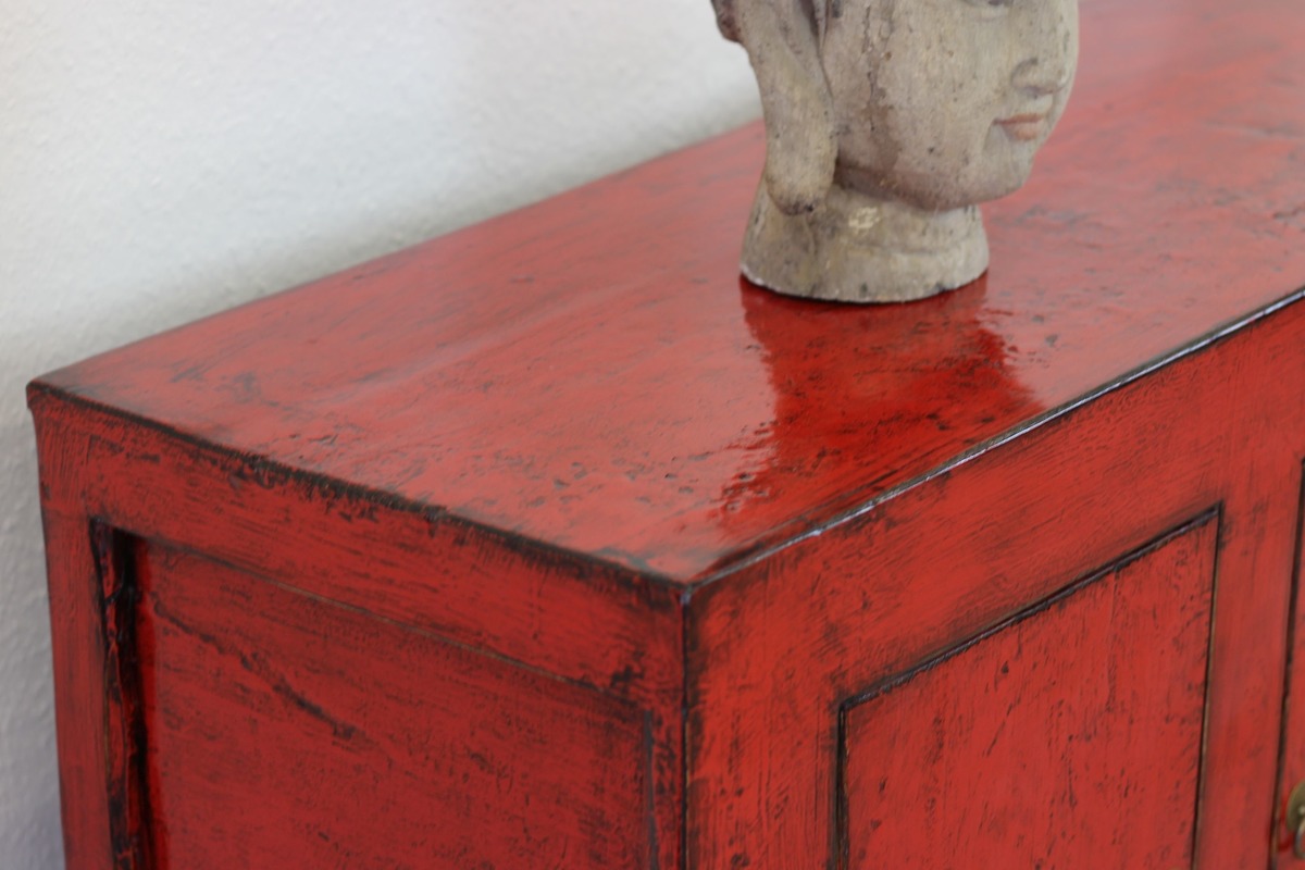 China Sideboard in rot China Sideboard in rot von Feine Chinamöbel