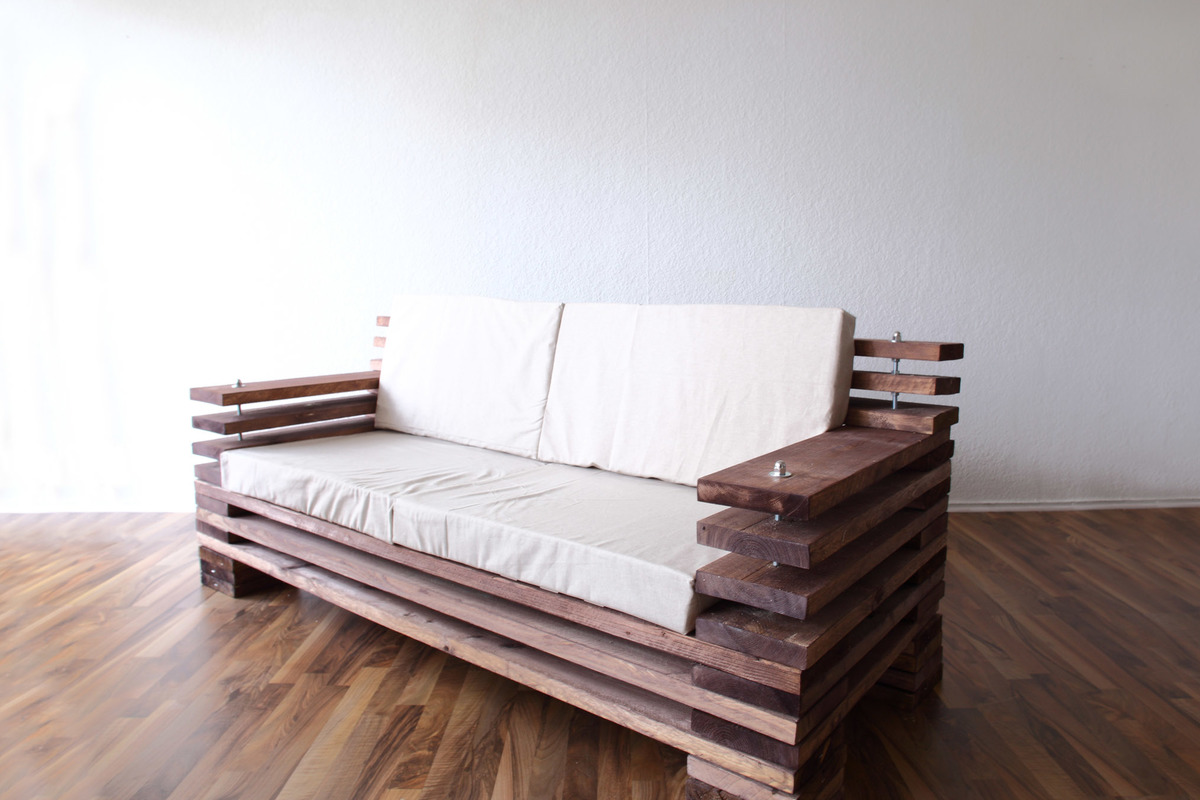 Design-Sofa aus Holz Design-Sofa aus Holz von Herr Mittmann