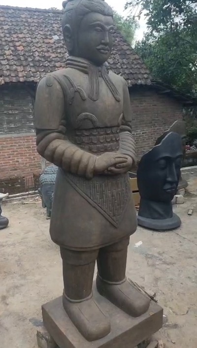 Skulptur Stein Samurai Kämpfer Steinskulptur China Krieger Figur Garten Statue Dekoration Warrior von TARSHOPBALI