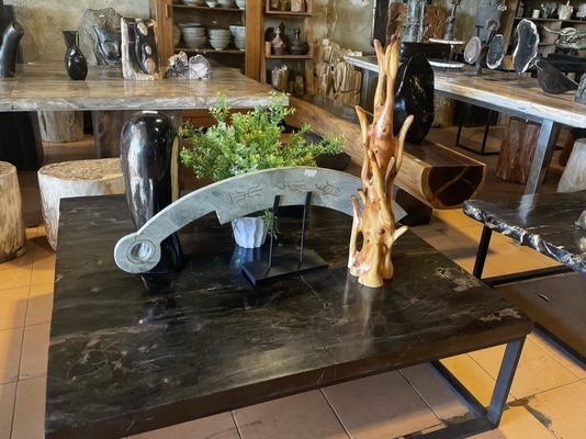 Tisch Fossil Esstisch Versteinertes Holz Couchtisch Natur Steintisch Küchentisch Wohnzimmertisch von TARSHOPBALI