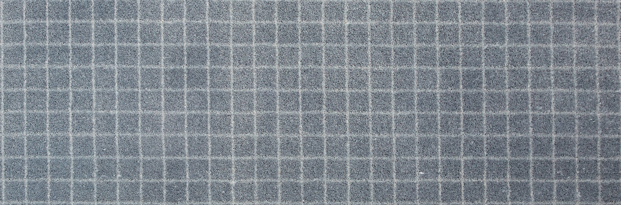 Mad About Mats Teppich Berenice mit Karomuster grau 150x50cm Mad About Mats Teppich Berenice mit Karomuster grau 150x50cm von EIKORA
