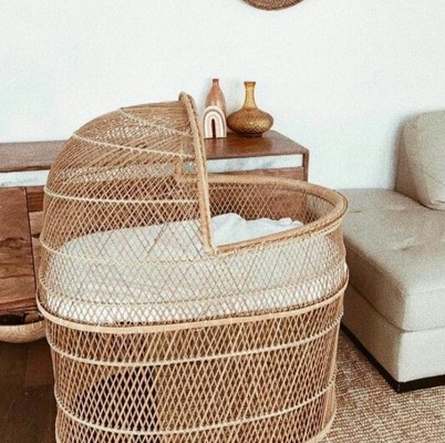 Kinderbett Juniorbett Babybett Einzelbett Betten Rattanbett Rattan Bett Schlafzimmerbett Juniorbett Babywiege Die Lieferung erfolgt mit der Matraze wird von Hand aus Rattan und Leinen / Baumwolle gefertigt Cot Junior bed Cot Single bed Beds Rattan bed Rat von TARSHOPBALI