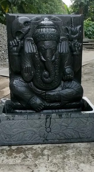 Ganesha Relief Brunnen SONDERPREIS Wasserspiel Springbrunnen Wasserwand Wandrelief Wand deco Wandschmuck Wandbild Gartendekoration Dekoration Zierbrunnen Gartenbrunnen von TARSHOPBALI