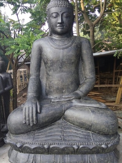 Skulptur Buddha Steinskulptur Budha Steinbuddha Statue Feng Shui Design Garten Dekoration Skulpturen Gartendekoration Steinstatue Buda Steinskulpturen Stein Fengshui Gartendeco Buddhismus Deco Buddhagarten Aus Lava Sand und Zement in Bali von Hand geferti von TARSHOPBALI