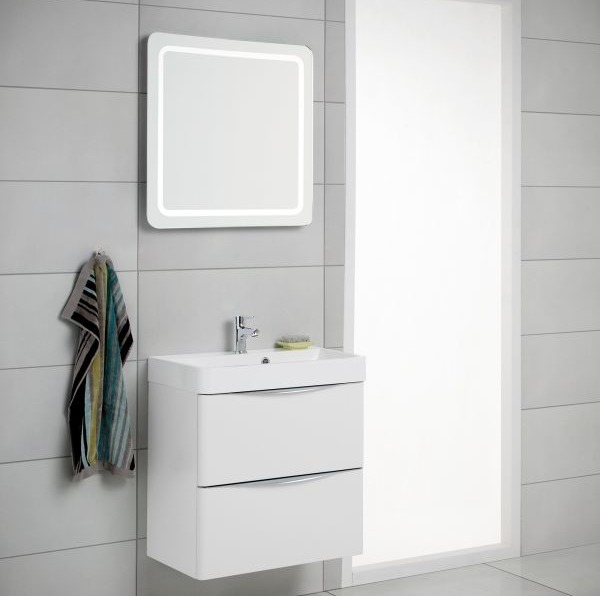 Scanbad Samba Badmöbelset 60 cm mit 2 Schubladen und Lichspiegel - weiß Hochglanz von EIKORA