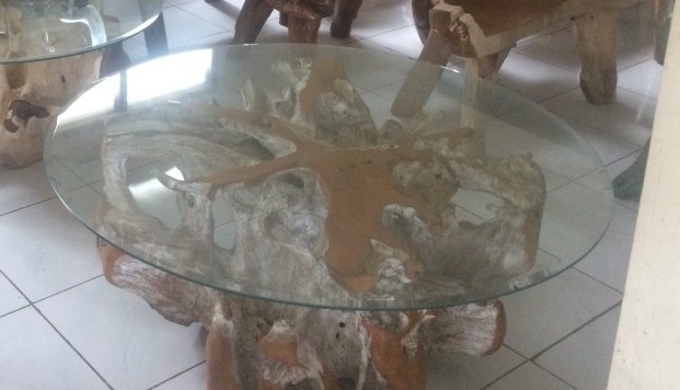 Loungetisch Couchtisch Wohnzimmertisch Gartentisch Teakholztisch Beistelltisch Kaffeetisch Teakholztische Teaktisch Teakholz Esstisch Küchentisch Holztisch Teak Holz wird aus Teakholz von Hand geschnitzt und mit einer Glasplatte geliefert Lounge table Loungetisch Couchtisch Wohnzimmertisch Gartentisch Teakholztisch Beistelltisch Kaffeetisch Teakholztische Teaktisch Teakholz Esstisch Küchentisch Holztisch Teak Holz wird aus Teakholz von Hand geschnitzt und mit einer Glasplatte geliefert Lounge table von TARSHOPBALI