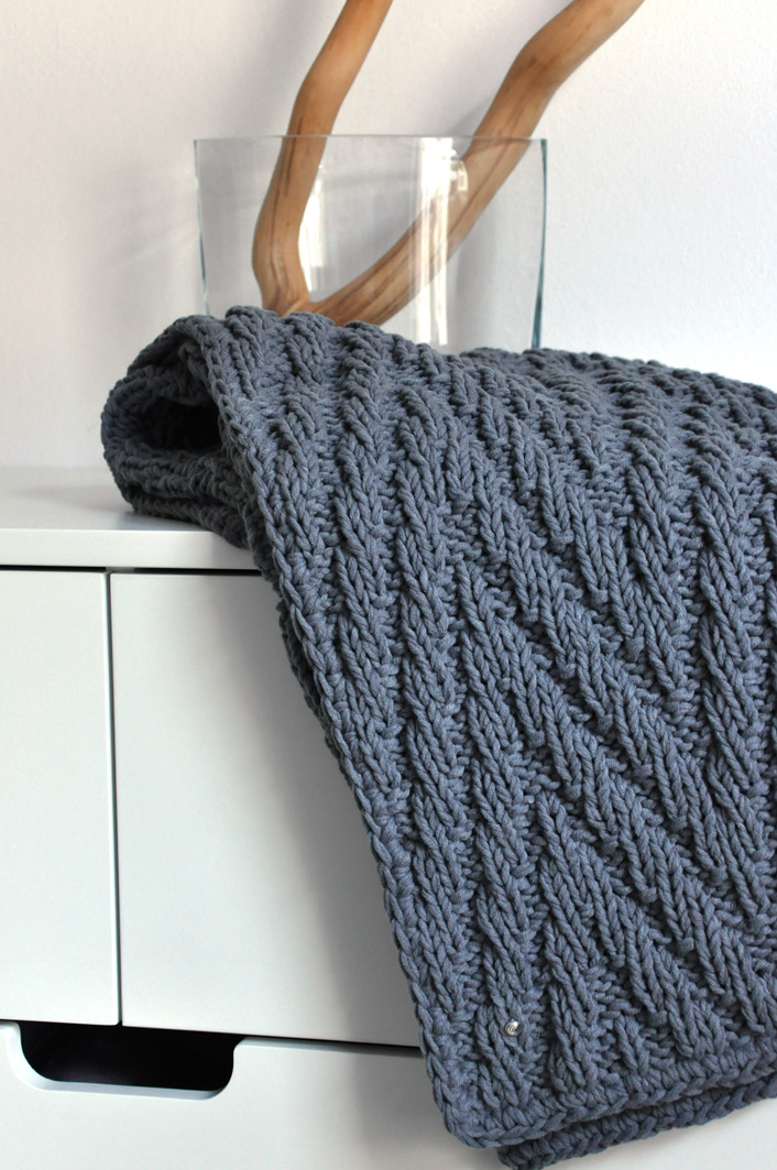 Babydecke | Baby Blanket „Over wood and stone” Babydecke | Baby Blanket „Over wood and stone” von Nebelschnecke