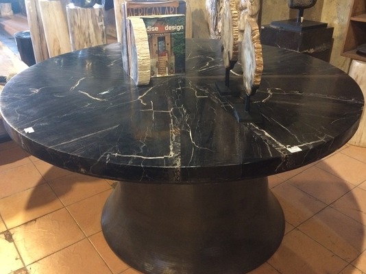 Tisch Fosil Versteinertes Holz Couchtisch Esstisch Steintisch Naturstein Küchentisch Wohnzimmertisch Tisch Fosil Versteinertes Holz Couchtisch Esstisch Steintisch Naturstein Küchentisch Wohnzimmertisch von TARSHOPBALI