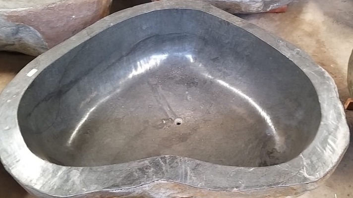 Natur Stein Badewanne Freistehende Steinwanne Spa Wanne Becken Badetopf Garten Pool Badewannen Steinwannen Steinbecken Freistehend Basin Die Wanne wird in Bali von Hand aus Stein gefertigt. Braune Stellen in der Farbe können entfernt werden. Natural stone Natur Stein Badewanne Freistehende Steinwanne Spa Wanne Becken Badetopf Garten Pool Badewannen Steinwannen Steinbecken Freistehend Basin Die Wanne wird in Bali von Hand aus Stein gefertigt. Braune Stellen in der Farbe können entfernt werden. Natural stone von TARSHOPBALI