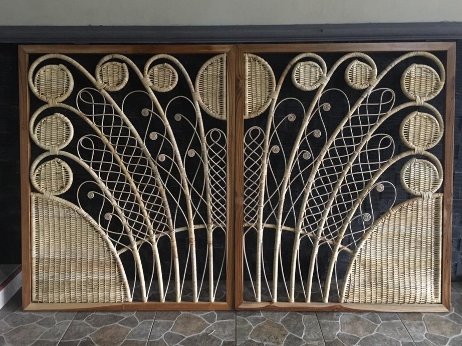 Paravent Spanische Wand Stellwand Raumteiler Sichtschutz Trennwand Teak Holz mit Rattan von TARSHOPBALI