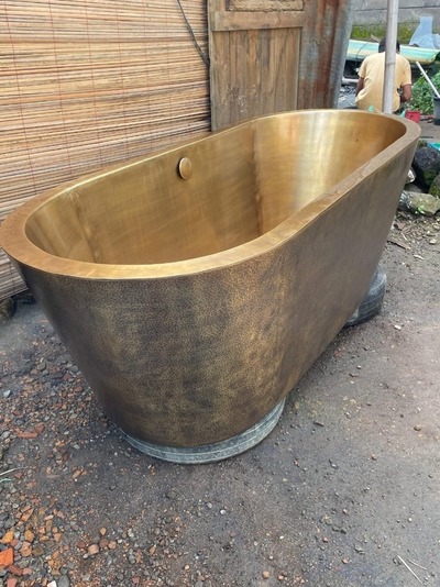 Freistehende Badewanne Messing Wanne Messingbadwanne Messingbadewanne Doppelwandig Überlaufschutz Freistehende Badewanne Messing Wanne Messingbadwanne Messingbadewanne Doppelwandig Überlaufschutz von TARSHOPBALI