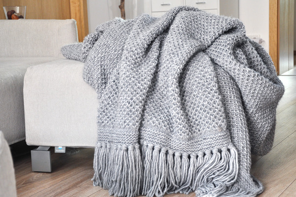 Decke | Blanket „Under a grey sky” von Nebelschnecke