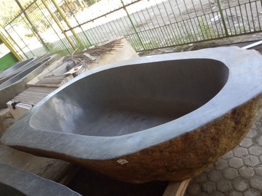 Badewanne Freistehende Natur Stein Bad Wanne Outdoor Steinbadewanne Gartenwanne Natursteinbadwanne Badewanne Freistehende Natur Stein Bad Wanne Outdoor Steinbadewanne Gartenwanne Natursteinbadwanne von TARSHOPBALI