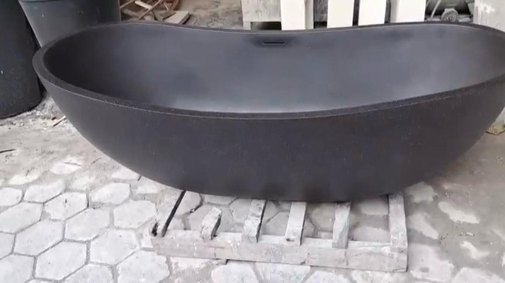 Badewanne Freistehende Bad Wanne Terrazzo Stein Resin Indoorbadewanne Überlaufschutz Pop up Ventil von TARSHOPBALI