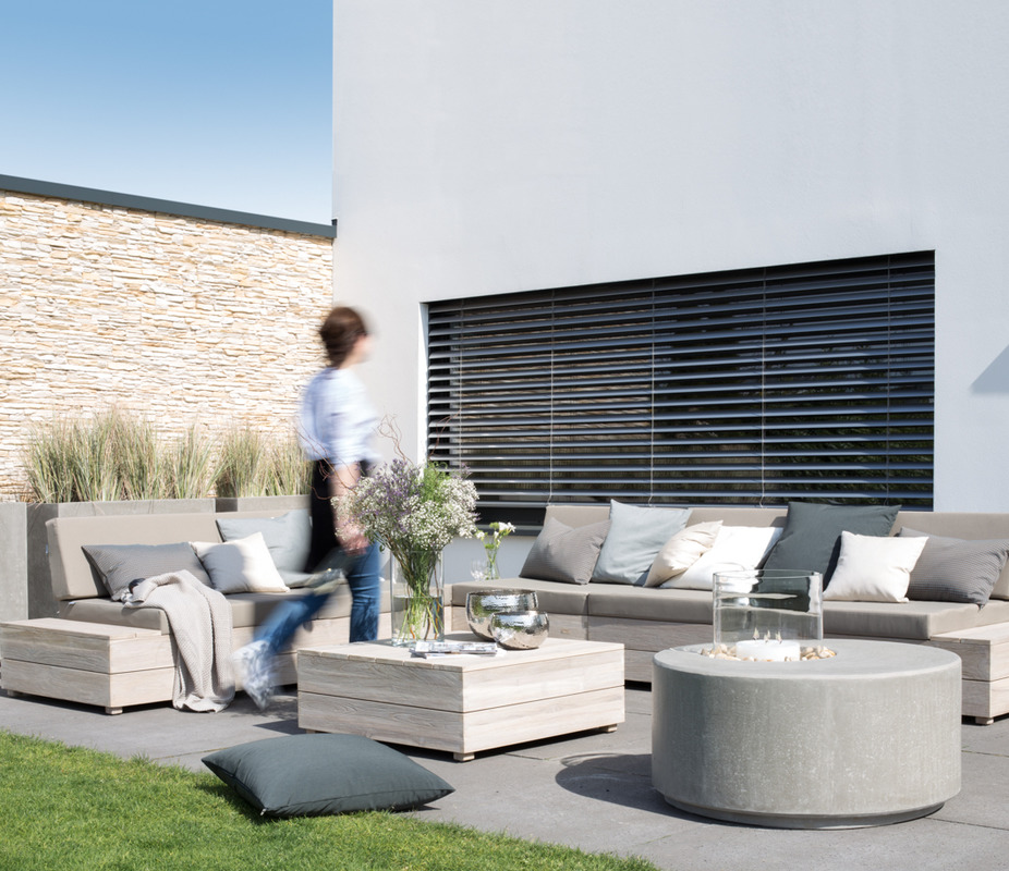 ISLAND Lounge-Set aus Teakholz, 5-Sitzer, inkl. Tisch ISLAND Lounge-Set aus Teakholz, 5-Sitzer, inkl. Tisch von Tingo Living