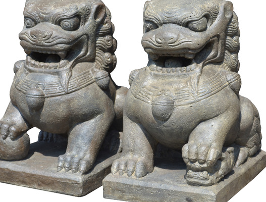 SET 2 Stück Löwen Skulpturen Skulpturen Löwe Steinskulptur Tempel Wächter Stein Statue Hauswächter Feng Shui Torwächter Design Garten Dekoration Aus Lava Sand und Zement in Bali Handgefertigt Sculpture lion steamp sculpture temple guardian stone statue von TARSHOPBALI