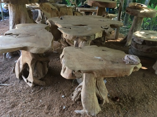 Bartisch Theke Tisch Bar Anrichte Stehtisch Esstisch Küchentisch Holztisch Teak Holz Wohnzimmertisch Gartentisch Teakholztisch Beistelltisch Kaffeetisch Teakholztische Teaktisch Teakholz wird von Hand aus Massivem Teak Wurzel Holz gefertigt. Bar table von TARSHOPBALI