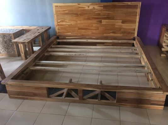 Einzelbett Doppelbett Bett Teakholz Betten Teak Holzbett Schlafzimmerbett Tagesbett Naturholzbett Einzelbett Doppelbett Bett Teakholz Betten Teak Holzbett Schlafzimmerbett Tagesbett Naturholzbett von TARSHOPBALI