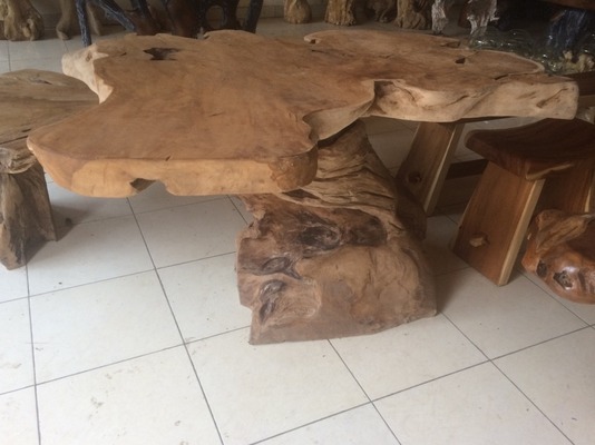 Tisch Esstisch Küchentisch Outdoor Gartentisch Wurzel Teak Holztisch Outdoortisch Wohnzimmertisch Tisch Esstisch Küchentisch Outdoor Gartentisch Wurzel Teak Holztisch Outdoortisch Wohnzimmertisch von TARSHOPBALI