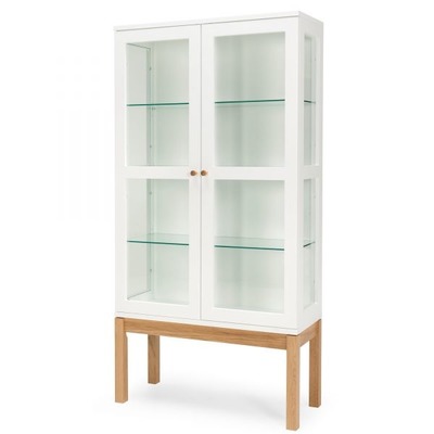 Halbhoher Schrank Vitrine im nordischen Stil Halbhoher Schrank Vitrine im nordischen Stil von EIKORA