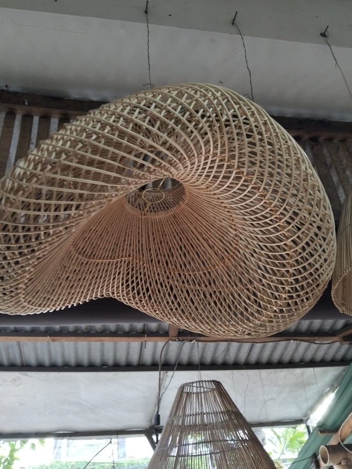 Lampe Natur Rattan Küchenlampe Deckenlampe Rattanlampe Hängelampe Esszimmerlampe Lampenschirm Lampe Natur Rattan Küchenlampe Deckenlampe Rattanlampe Hängelampe Esszimmerlampe Lampenschirm von TARSHOPBALI