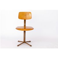 Vintage Industrial Desk Chair | German Design, 1950S Beech Wood Seat & Back Adjustable Height Worldwide Shipping von 1001VintageChairs