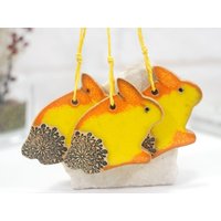 Keramik Hase Ornamente 3Er Set | Osterhase Dekor Osterschmuck Wanddekor Aus Figur Osterhasen Geschenke von 10FingersArt
