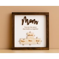 Geschenke Für Mama, Mama-Puzzleteil-Schild, Du Bist Das Teil, Uns Zusammenhält, Wähle Deine Puzzleteilfarbe Und Wunschnamen J29 von 12ElevenAtelier