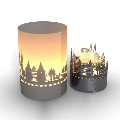 Lübeck Skyline Tube T-Light Schattenspiel – Faszinierendes Kerzenlicht mit Projektion der Hansestadt – Perfektes Souvenir für Lübeck Fans! Lübeck Skyline Tube T-Light Schattenspiel – Faszinierendes Kerzenlicht mit Projektion der Hansestadt – Perfektes Souvenir für Lübeck Fans! von 13gramm