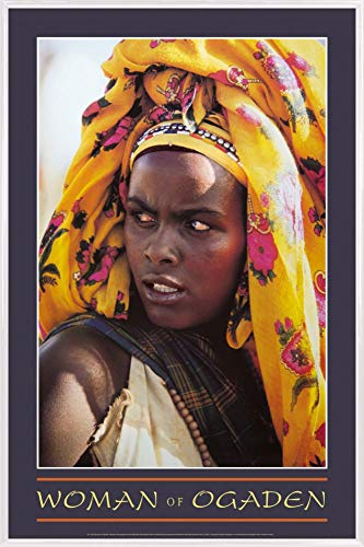 1art1 Fotokunst Poster Plakat | Bild und Kunststoff-Rahmen - Woman of Ogaden, Ethiopia (91 x 61cm) von 1art1