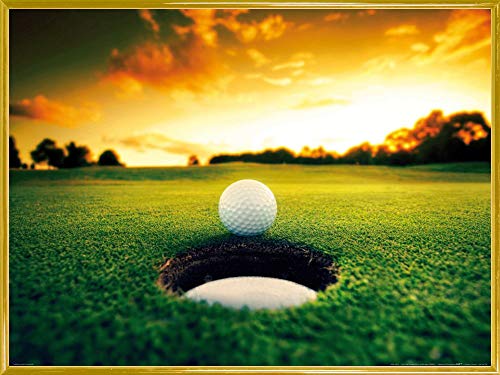 1art1 Golf Poster Kunstdruck Bild und Kunststoff-Rahmen - Golfball An Der Loch-Kante (80 x 60cm) von 1art1