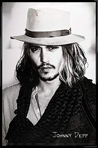 1art1 Johnny Depp Poster Plakat | Bild und Kunststoff-Rahmen - Hut Und Langes Haar (s/w) (91 x 61cm) von 1art1