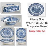 Liberty Blue Von Staffordshire Komplette Stücke - Bedecktes Gemüse 8 in Runde Schüssel 9 in Oval 12 Teller Butter Cover Schiffe Kostenlos von 200WashingtonStreet