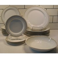 17 Stück Antique Limoges Elite Teller 3 Brot 8 Salat 5 Abendessen 1 Servier Schüssel Bawo Dotter Grün Kleeblatt Rosa Rosen Grau Clubs Retro Luxe von 222nest