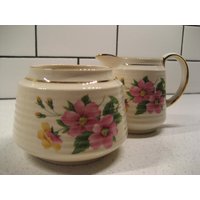 2Er Set Vintage Sadler Creme Zucker Rosa Gelb Blumen Goldvergoldung Gewellte Seiten Made in England Apfelblüten Retro Duschgeschenk Garten von 222nest