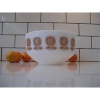 8 "Vintage Pyrex Bund 2-1/2 Qt Auflauf Salat Obstschale Rost Sonnenblumen Heat Proof Weiß Milchglas Usa Classic Retro Kitchen Schwer von 222nest