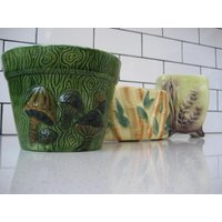Großhandels-Bulk Trio Vintage Embossed Planters Handgemachter Fliegenpilz Topf Mit Liebe Gemacht Weizenfuß Oval Bambus 1950Er-70Er Jahre Haarriss von 222nest