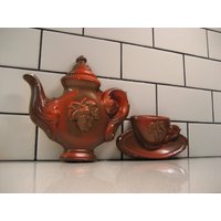 Paar Vintage Chalkware Cafe Bistro Kaffee Tee Heiße Schokolade Topf Tasse Untertasse Trauben Bronze Orange Gold Farbe Gips Von Paris Oma Schickes Paar Vintage Chalkware Cafe Bistro Kaffee Tee Heiße Schokolade Topf Tasse Untertasse Trauben Bronze Orange Gold Farbe Gips Von Paris Oma Schickes von 222nest