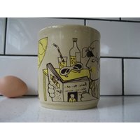 Vintage Kaffee Tee Becher Sandburg Sommer Lesung Sonnenschein Limonade Getränk Sonnenbrille C & E Tischplatten Staffordshire England Strand Kopftuch von 222nest