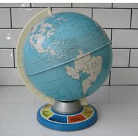 Vintage Metall Ohio Art Spinning Globe 1960Er Jahre Made in Usa Berühmten Wahrzeichen Midcentury 3.rock Von Sonne 9 Zoll Durchmesser Babyzimmer von 222nest