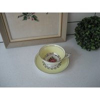 Vintage Paragon Teetassen-Set Retro Blumen Blass Banane Gelb Grund Silber Platin Blätter Vergoldung England Garten Tee-Party Retro-Duschegeschenk Vintage Paragon Teetassen-Set Retro Blumen Blass Banane Gelb Grund Silber Platin Blätter Vergoldung England Garten Tee-Party Retro-Duschegeschenk von 222nest