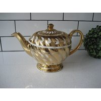 Vintage Sadler Swirl Teekanne Gold Midcentury Teeparty Hält 5 Tassen 1, 25 Quarts Schöne England Lily Valley Weißer Weizen Retro Duschgeschenk von 222nest