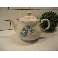 Vintage Sadler Teekanne Himmlisch Blau Morning Glories Gold Vergoldung Wirbelnde Seiten England Was Ist Die Geschichte Glory Teeparty Retro Geschenk Vintage Sadler Teekanne Himmlisch Blau Morning Glories Gold Vergoldung Wirbelnde Seiten England Was Ist Die Geschichte Glory Teeparty Retro Geschenk von 222nest