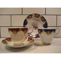 Wahl Vintage Paragon Teetassen-Sets Made in England Indigo Blau Merlot Gold Vergoldung Obst Blumen Retro Glam Garten Teeparty Dusche Geschenk Wahl Vintage Paragon Teetassen-Sets Made in England Indigo Blau Merlot Gold Vergoldung Obst Blumen Retro Glam Garten Teeparty Dusche Geschenk von 222nest