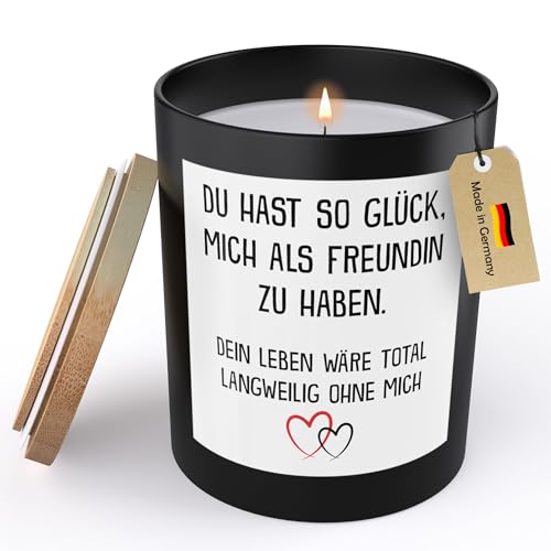 22Feels Freund Geschenk Jahrestag Spruchkerze "Glück Mich Zu Haben" Männer Geburtstag Sojawachs Kerze im Glas Liebe Partner Handgemacht mit Spruch Duft Deko Vegan Nachhaltig - ZITRUS 22Feels Freund Geschenk Jahrestag Spruchkerze "Glück Mich Zu Haben" Männer Geburtstag Sojawachs Kerze im Glas Liebe Partner Handgemacht mit Spruch Duft Deko Vegan Nachhaltig - ZITRUS von 22Feels