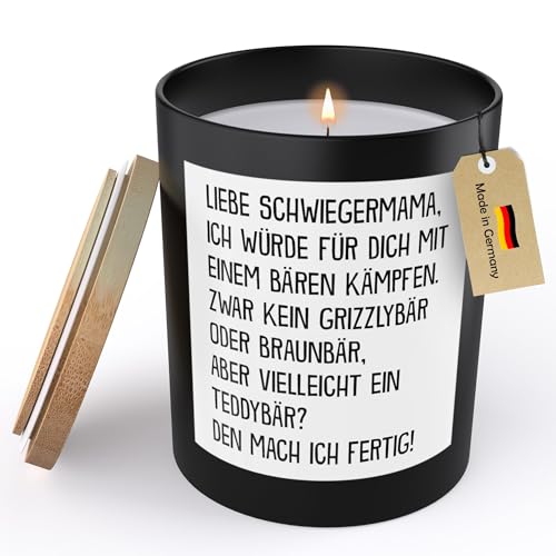 22Feels Schwiegermutter Geschenk Spruchkerze "Mit Einem Bären Kämpfen" Hochzeit Schwiegermama Geburtstag Muttertag Sojawachs Kerze im Glas Handgemacht Duft Deko Vegan Nachhaltig - ZITRUS 22Feels Schwiegermutter Geschenk Spruchkerze "Mit Einem Bären Kämpfen" Hochzeit Schwiegermama Geburtstag Muttertag Sojawachs Kerze im Glas Handgemacht Duft Deko Vegan Nachhaltig - ZITRUS von 22Feels